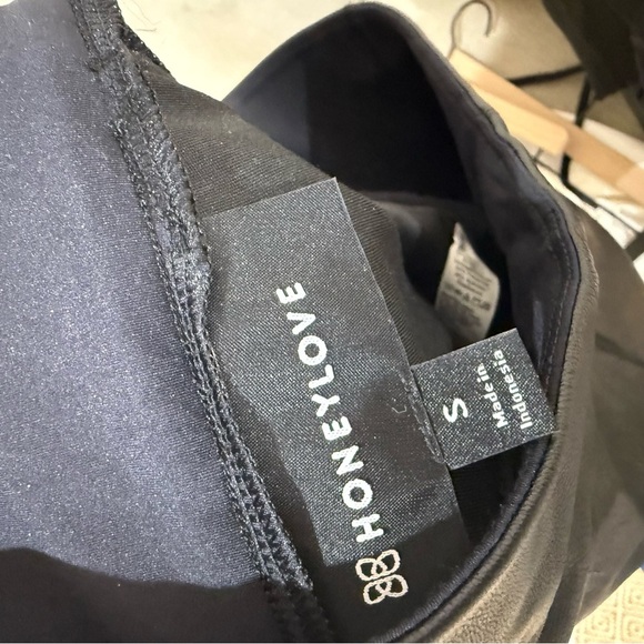 HONEYLOVE black faux just like leather legging - Picture 8 of 9